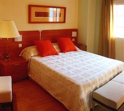 фото отеля Alcala Centro Apartments Alcala de Henares