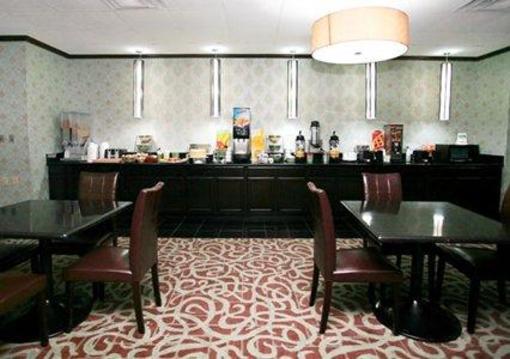фото отеля Quality Inn Terre Haute
