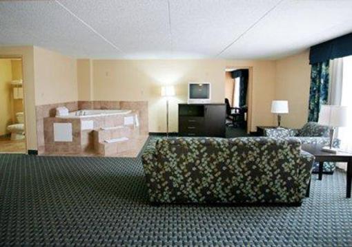 фото отеля Quality Inn Terre Haute