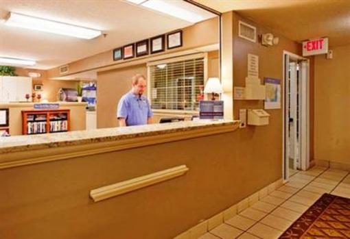 фото отеля Candlewood Suites Overland Park