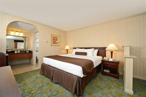 фото отеля Best Western Executive Suites Redwood City