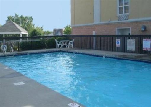 фото отеля Quality Inn & Suites Mooresville