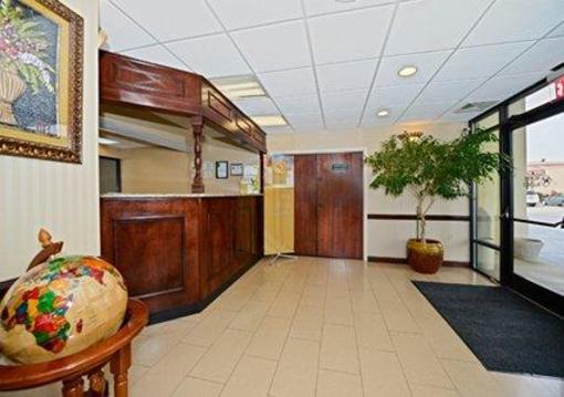 фото отеля Quality Inn & Suites Mooresville