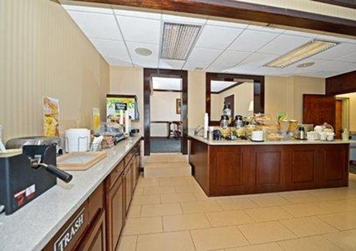 фото отеля Quality Inn & Suites Mooresville