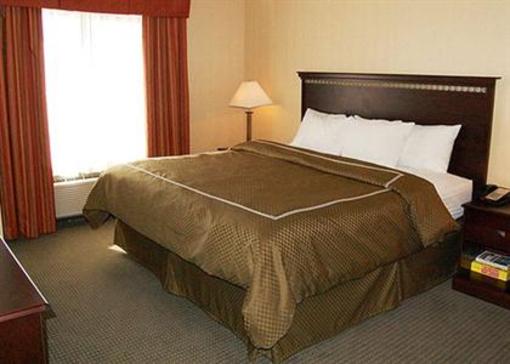фото отеля Comfort Suites Speedway Kansas City (Kansas)