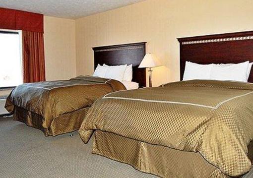 фото отеля Comfort Suites Speedway Kansas City (Kansas)