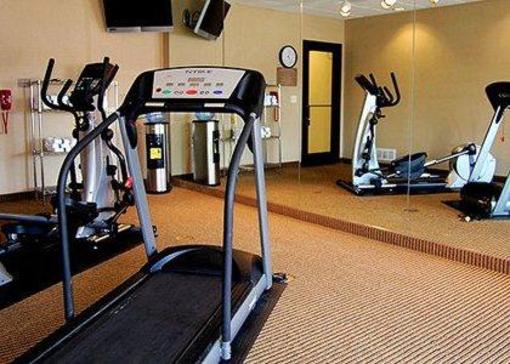 фото отеля Comfort Suites Speedway Kansas City (Kansas)