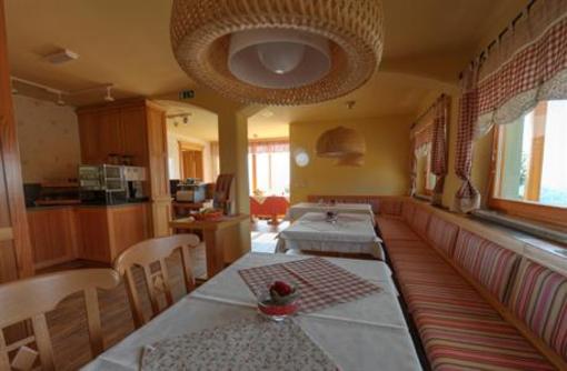 фото отеля Rooms and Apartments Angelina Rogaska Slatina
