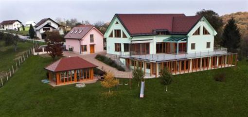 фото отеля Rooms and Apartments Angelina Rogaska Slatina