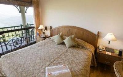 фото отеля Club Mahindra Lakeview Munnar