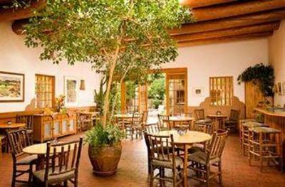 фото отеля Inn on the Alameda
