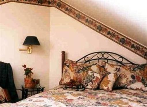 фото отеля Arbor Hill Inn