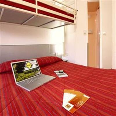 фото отеля Premiere Classe Marseille Est - La Valentine