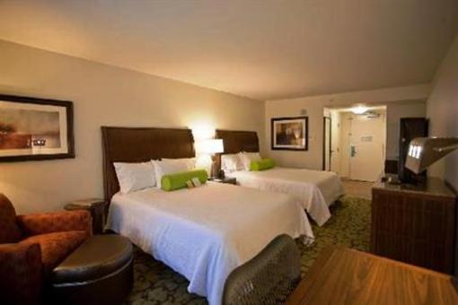 фото отеля Hilton Garden Inn Devens Common