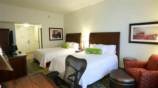 фото отеля Hilton Garden Inn Devens Common