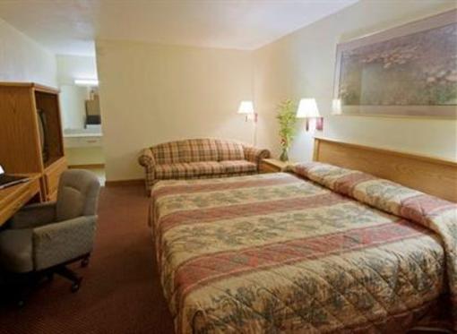 фото отеля Americas Best Value Inn Fort Wayne