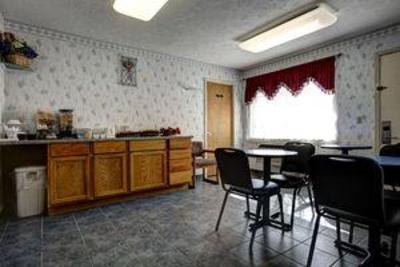 фото отеля Americas Best Value Inn Fort Wayne