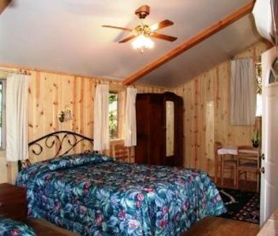 фото отеля Fern River Resort Motel