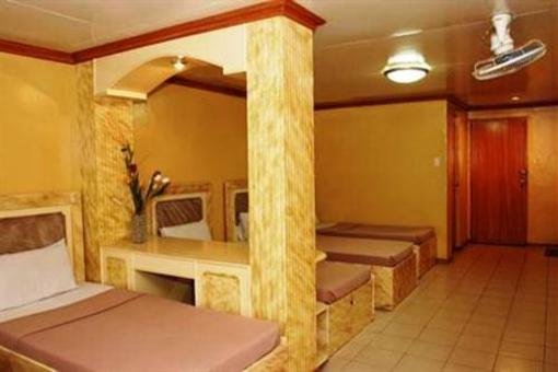 фото отеля Loreland Farm Resort
