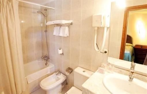 фото отеля Hotel Venta De Etxalar