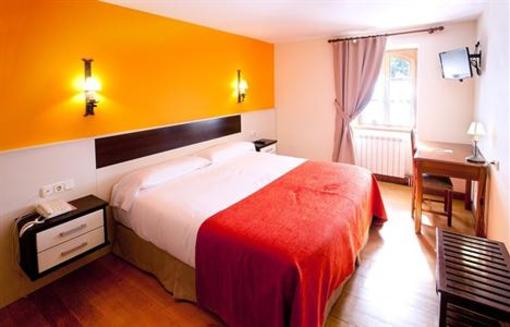 фото отеля Hotel Venta De Etxalar