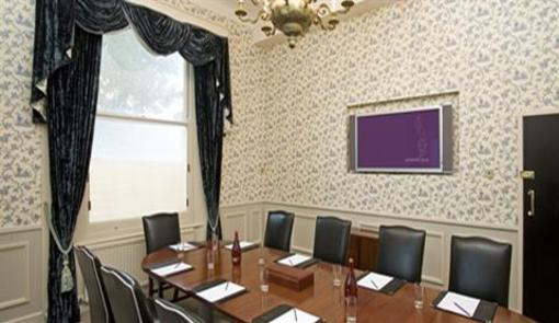 фото отеля Lansdowne Place Hotel