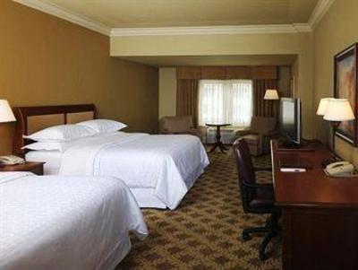 фото отеля Sheraton Read House Hotel