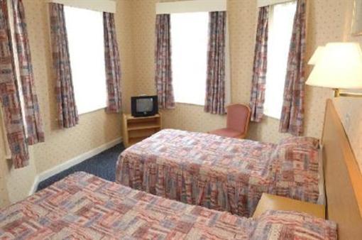 фото отеля Devon Towers Hotel