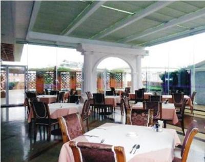 фото отеля Rong Jiang Hotel