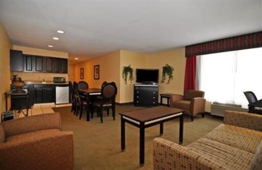 фото отеля Best Western Plus Bessemer Hotel & Suites