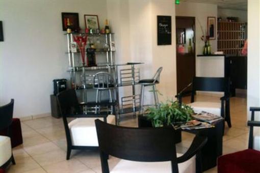 фото отеля Comfort Suites Epernay-Champagne