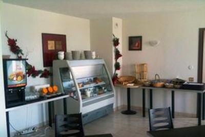 фото отеля Comfort Suites Epernay-Champagne