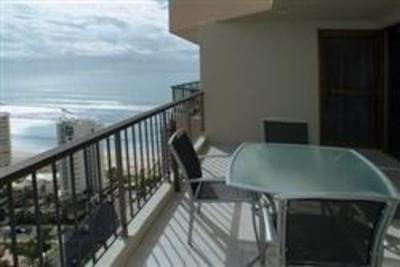 фото отеля Surfers Century Oceanside Apartments Gold Coast