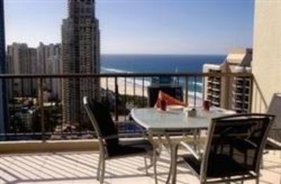 фото отеля Surfers Century Oceanside Apartments Gold Coast