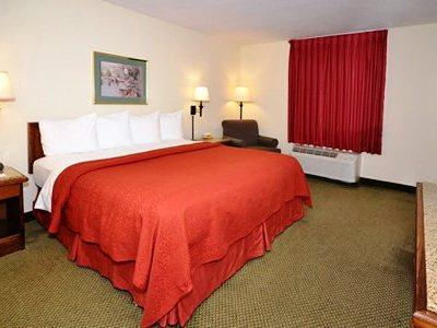 фото отеля Quality Inn & Suites North Glenstone Springfield