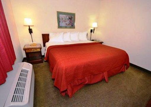 фото отеля Quality Inn & Suites North Glenstone Springfield