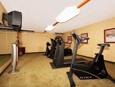 фото отеля Quality Inn & Suites North Glenstone Springfield