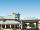 фото отеля Quality Inn & Suites North Glenstone Springfield