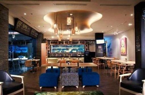 фото отеля Artotel Hotel Surabaya