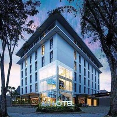 фото отеля Artotel Hotel Surabaya