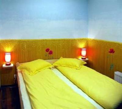 фото отеля East Hostel Bucharest