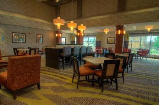 фото отеля Holiday Inn Express & Suites Conway