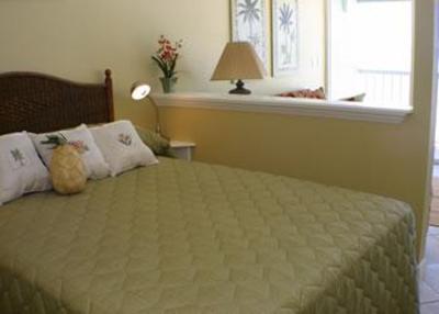 фото отеля Barefoot Beach Hotel Madeira Beach
