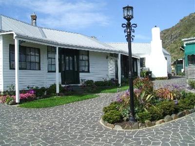 фото отеля Touchwood Cottages Stanley