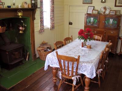 фото отеля Touchwood Cottages Stanley