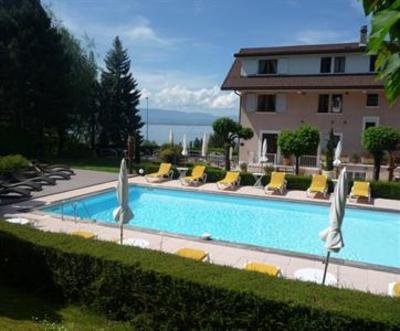 фото отеля Oasis Hotel Evian les Bains