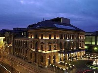 фото отеля Sofitel Munich Bayerpost