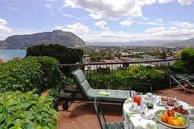 фото отеля Il Glicine Bed & Breakfast Sul Golfo