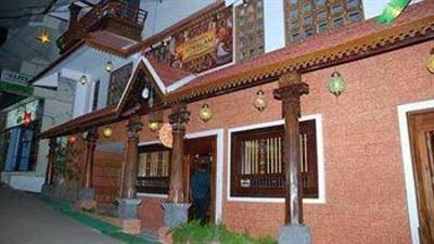 фото отеля Kovalam Beach Hotel