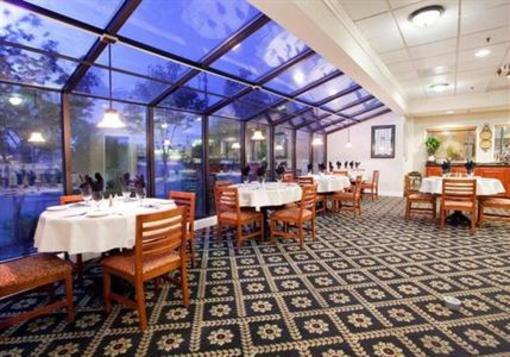 фото отеля Holiday Inn Wilmington (North Carolina)